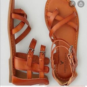 American Eagle brown strappy sandals